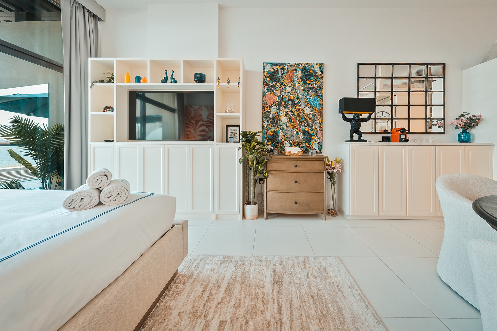 Seaview Studio Apartment in Palm Jumeirah 32 Vacation Homes