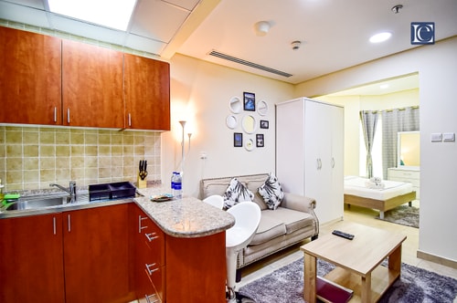 Cozy studio for rent in Dubai Gate 2 JLT 18 Luxury Escapes