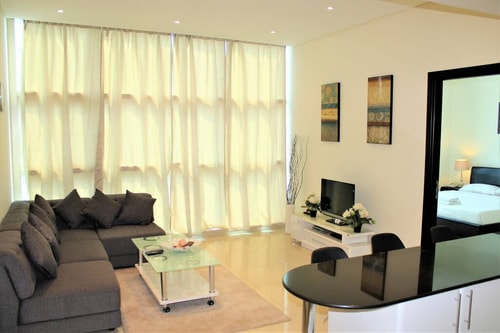 Modern 1 BR Dubai marina near metro - DRT 1 Luxury Escapes