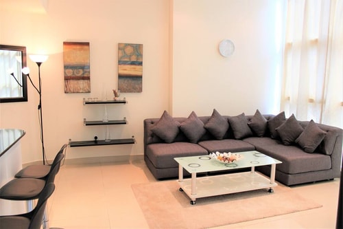 Modern 1 BR Dubai marina near metro - DRT 0 Luxury Escapes