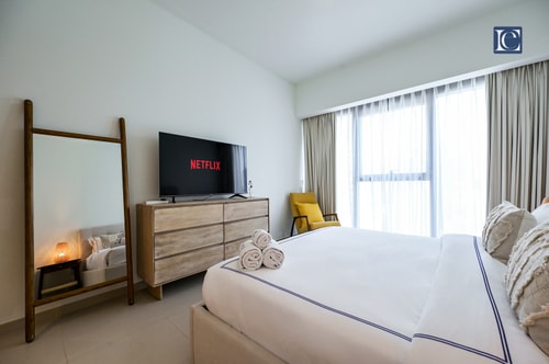 Stylish Downtown Dubai Stay |Act 1 Act 2 Tower 1 21 Vacation Homes