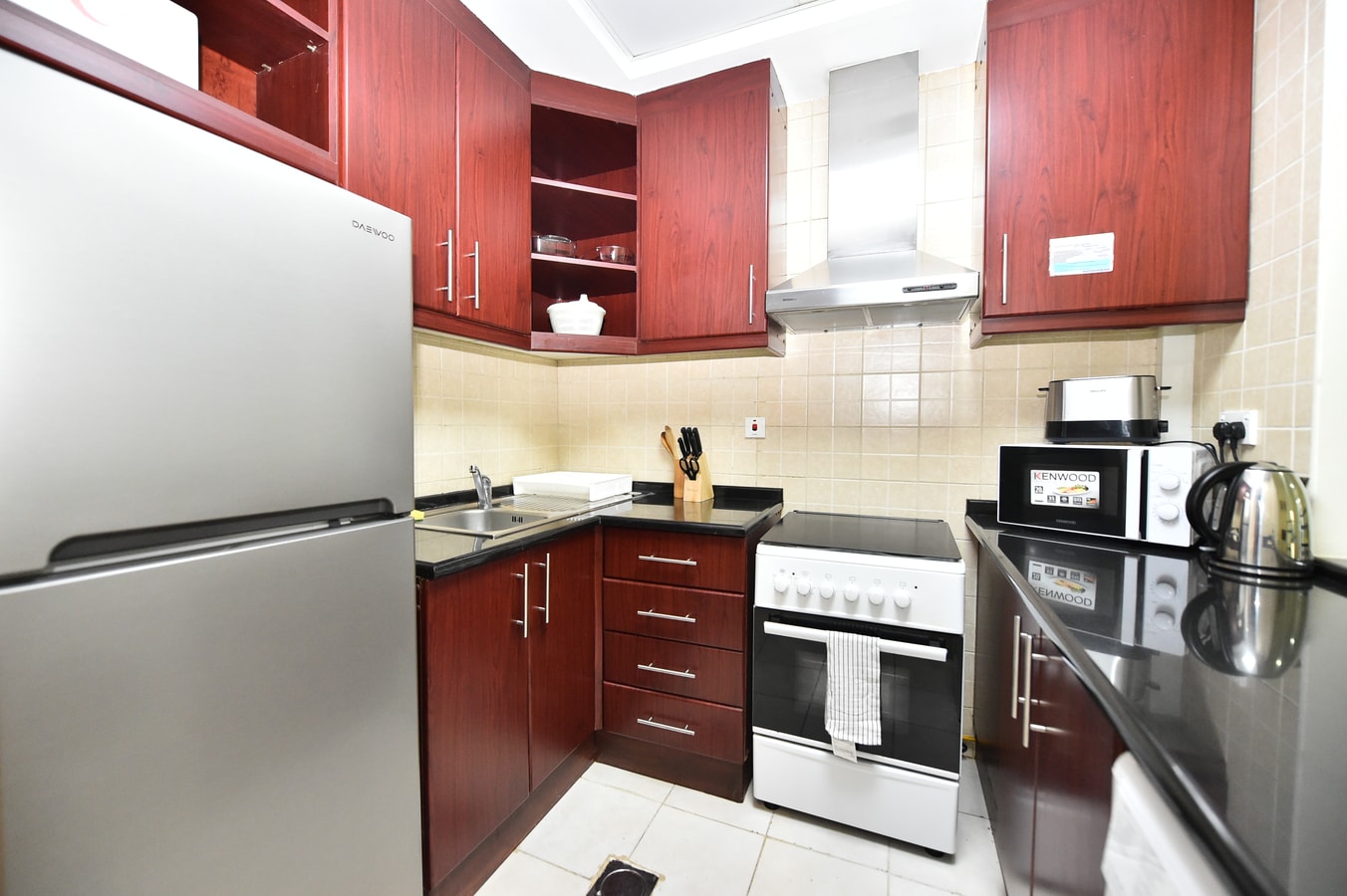 Budget Studio with Garden View near Metro 9 Vacation Homes