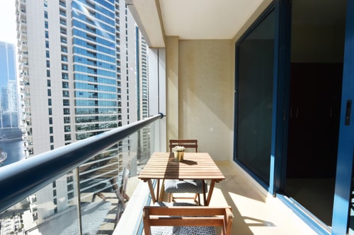 Studio with balcony - X1 Tower JLT - near metro 16 Luxury Escapes