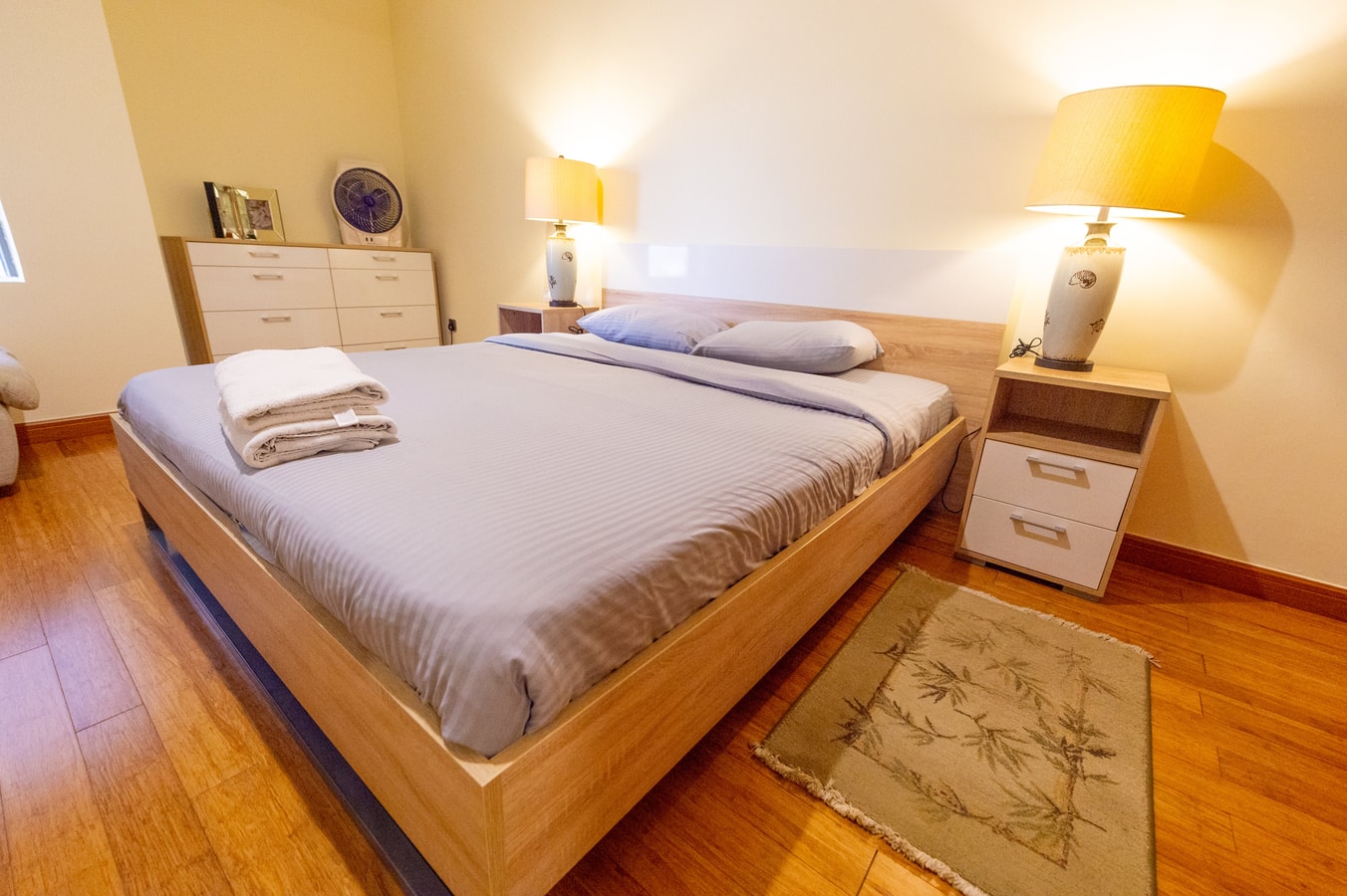 1BR near Mall of Emirates and Metro - Murad Tower 5 Vacation Homes