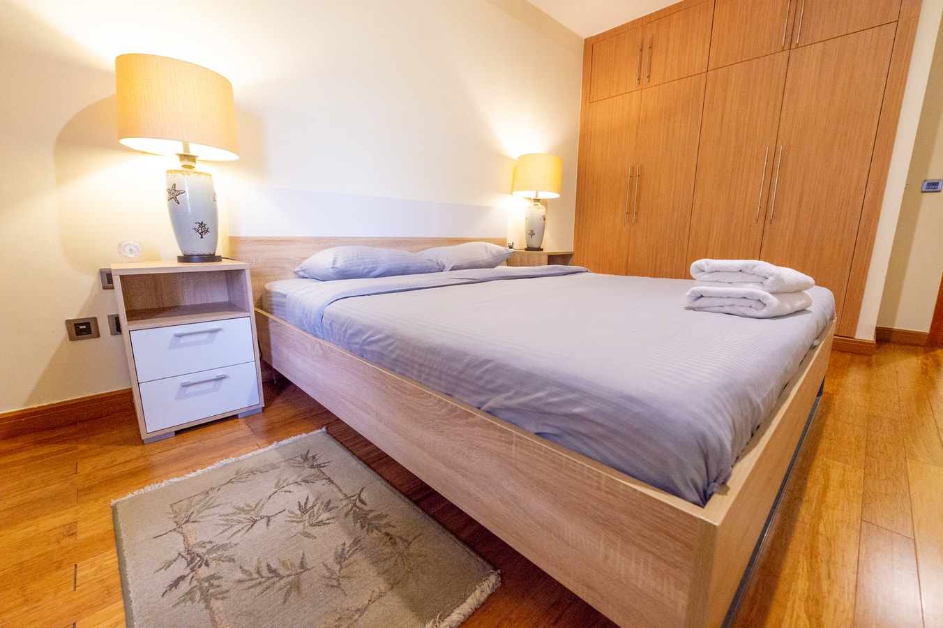 1BR near Mall of Emirates and Metro - Murad Tower 7 Vacation Homes