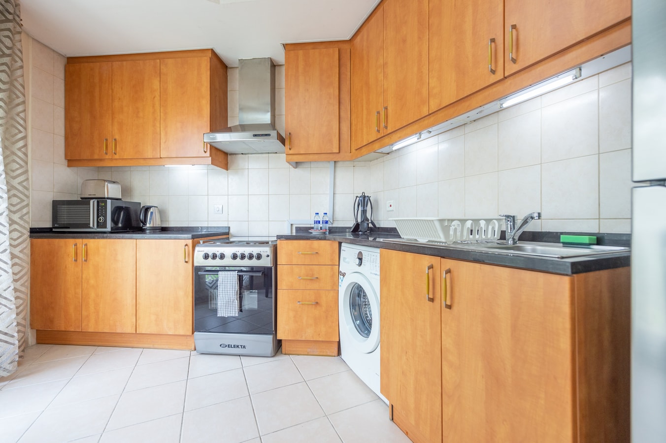 Spacious Studio in 184 Discovery Gardens 7 Vacation Homes