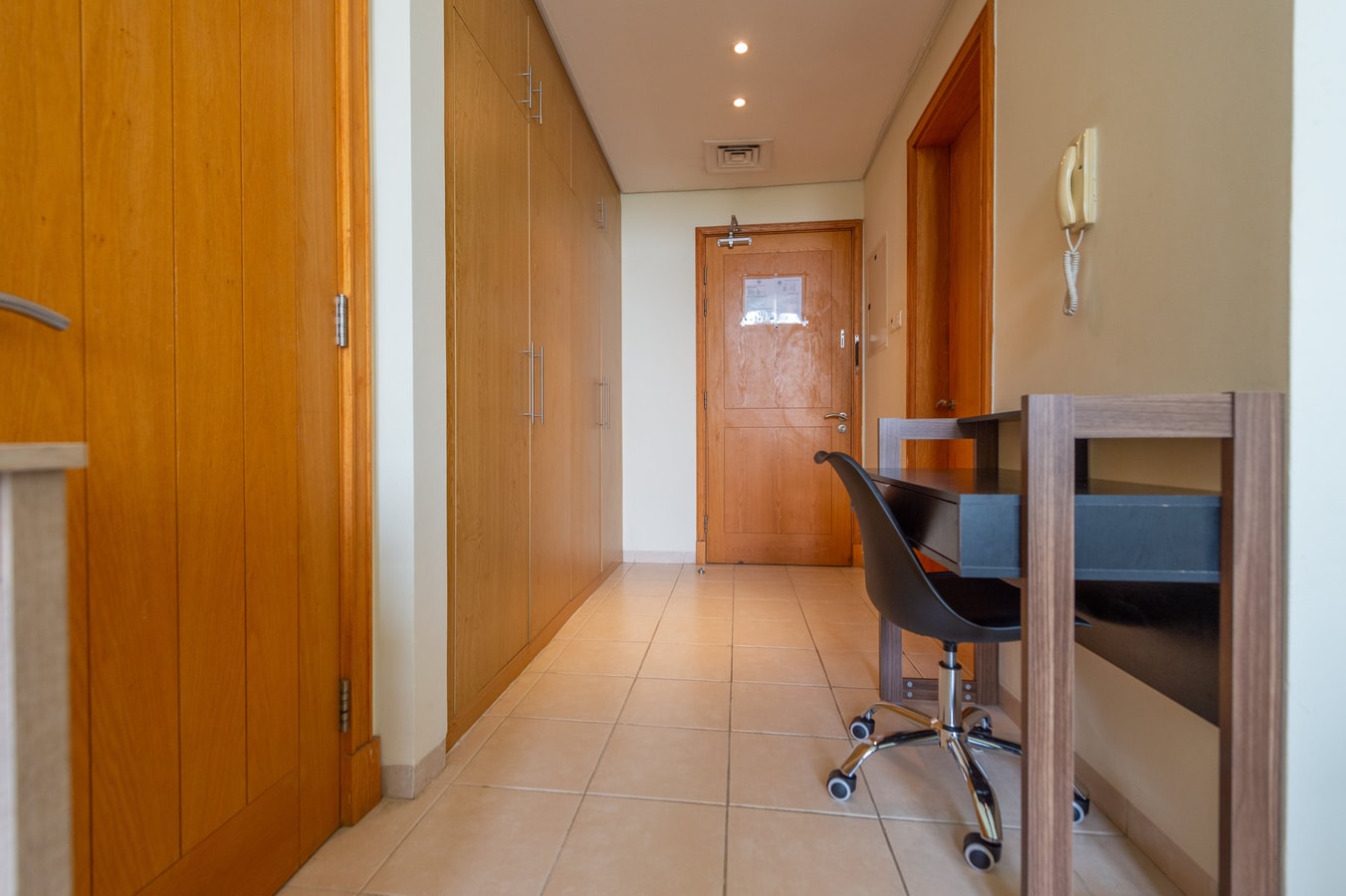Spacious Studio in 184 Discovery Gardens 8 Vacation Homes