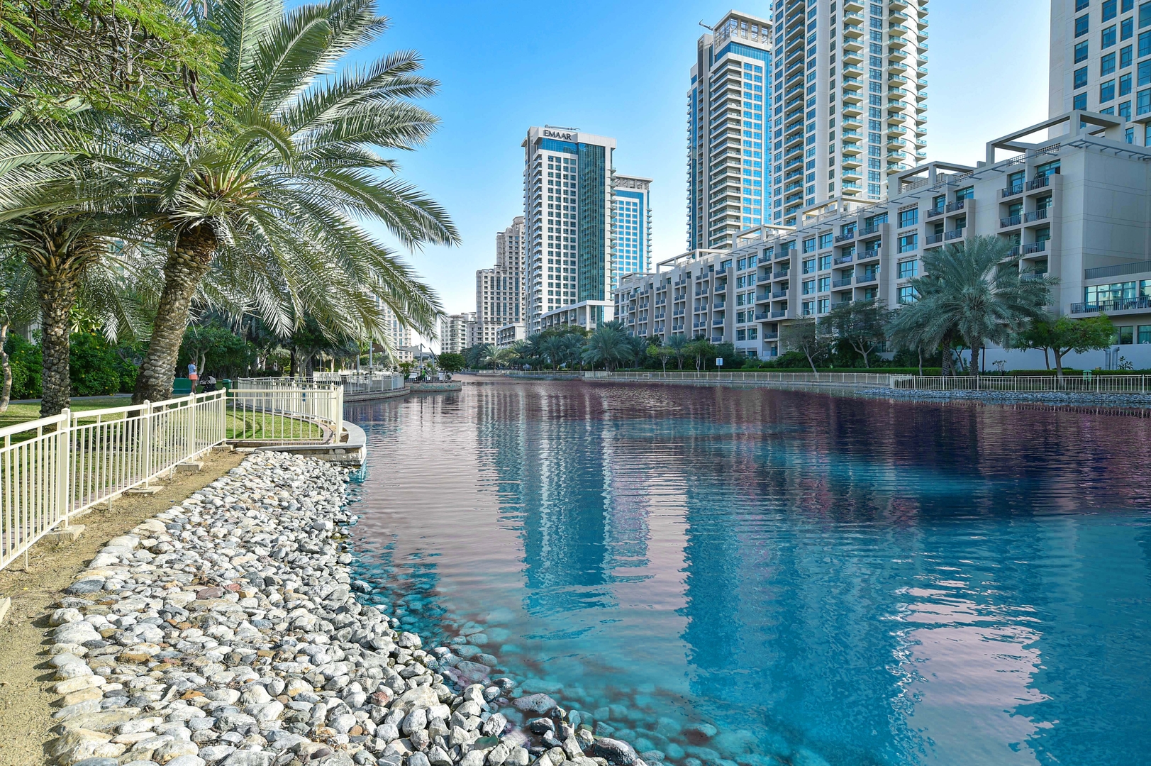Spacious 1BR with Pool view - Ghozlan 2 The Greens 29 Vacation Homes