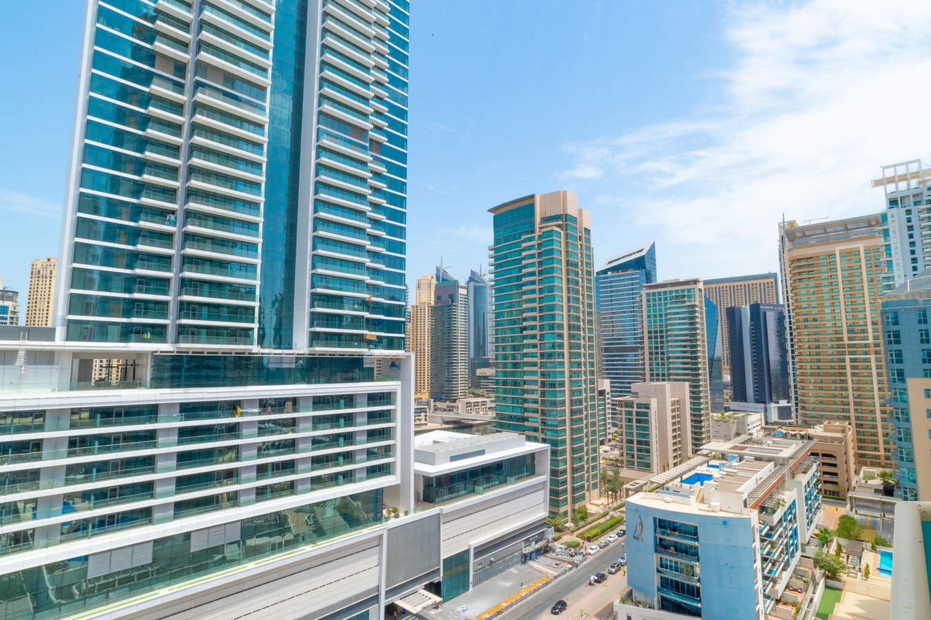 Stunning 2BR Apt in Yacht Bay Marina - Near Metro 14 Vacation Homes