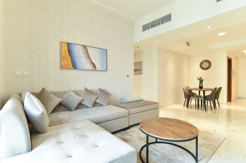 Dubai Canal View 1 BR Premium Apt - Amna Tower 2 Luxury Escapes