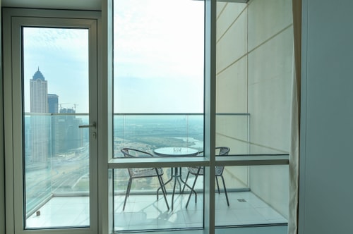 Dubai Canal View 1 BR Premium Apt - Amna Tower 12 Luxury Escapes