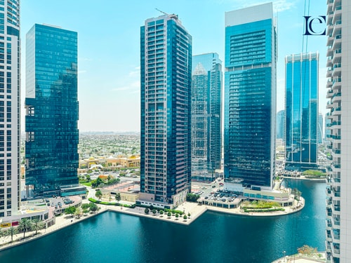 Lake View Brand New Studio in X1 Tower JLT 17 Luxury Escapes