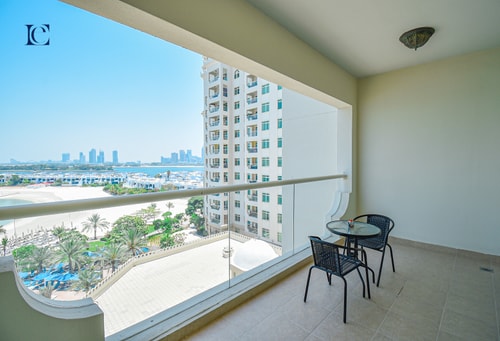 Ocean-View 1BR in Palm | Direct Beach Access - NBT 13 Luxury Escapes