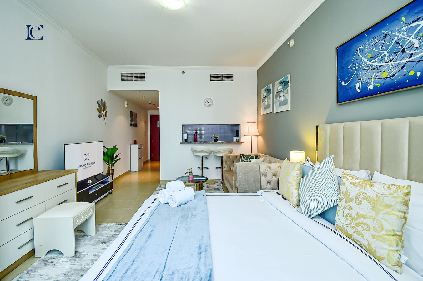 New Lake View Studio in JLT - near metro - SLV 9 Vacation Homes