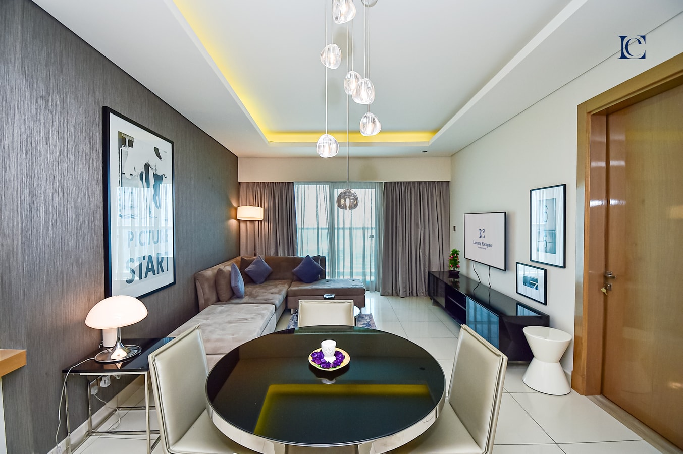 Premium 1BR - Paramount Tower Business Bay - PAR 1 Vacation Homes