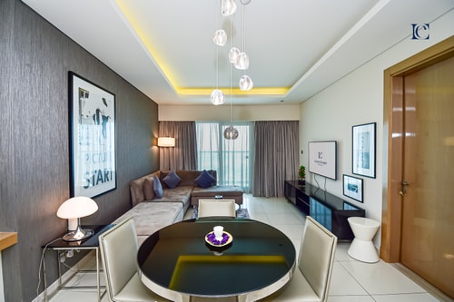 Premium 1BR - Paramount Tower Business Bay - PAR 1 Vacation Homes