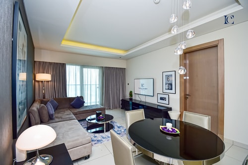 Premium 1BR - Paramount Tower Business Bay - PAR 4 Vacation Homes