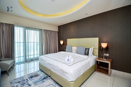 Premium 1BR - Paramount Tower Business Bay - PAR 14 Vacation Homes
