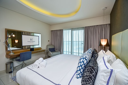 Premium 1BR - Paramount Tower Business Bay - PAR 11 Vacation Homes
