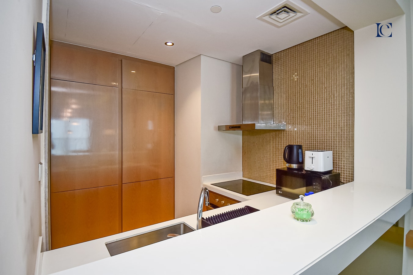 Premium 1BR - Paramount Tower Business Bay - PAR 21 Vacation Homes