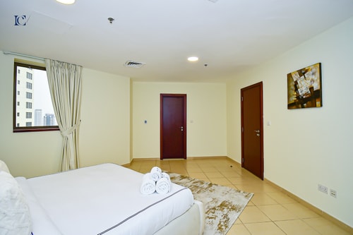 Amazing Sea-view 4BR + Maids in JBR Beach - Shams 24 Luxury Escapes