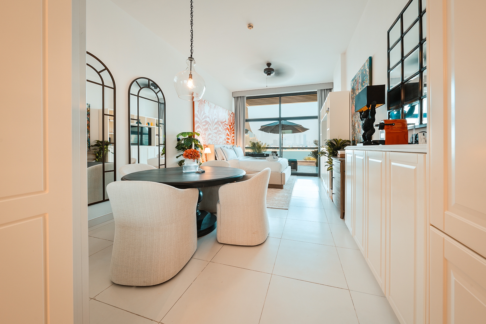 Seaview Studio Apartment in Palm Jumeirah 28 Vacation Homes