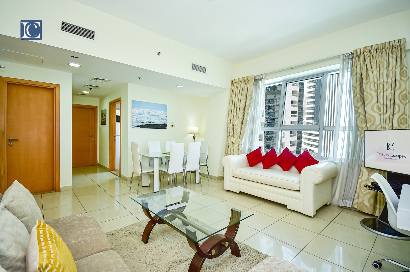 Modern 1BR near the Metro in Armada Tower 3 - AWD 10 Vacation Homes