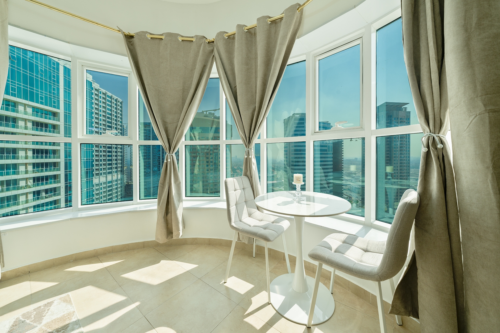 Modern furnished studio with balcony in JLT - BRK 24 Vacation Homes