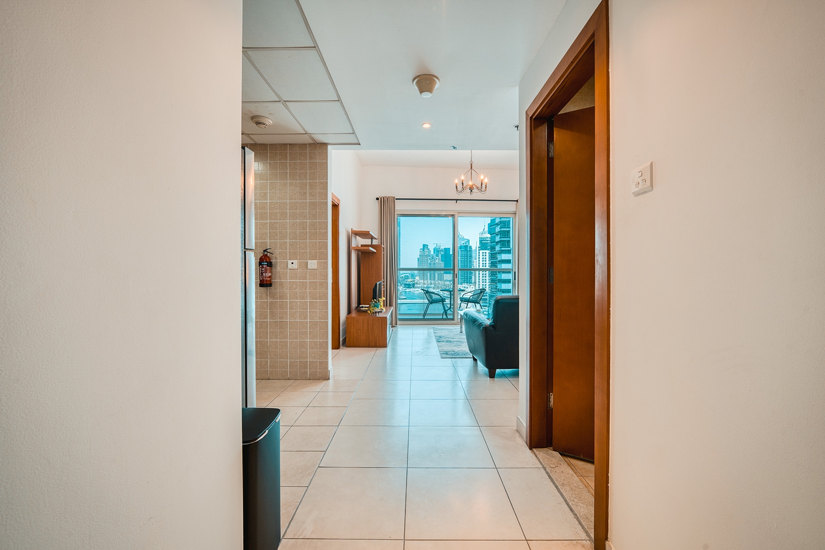 MVT - 1BR with Balcony & Stunning Marina View. 38 Vacation Homes