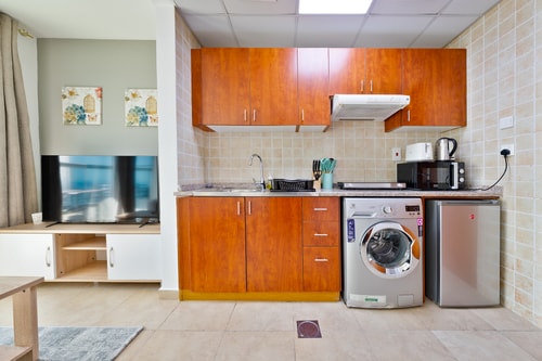 Modern furnished studio with balcony in JLT - BRK 10 Vacation Homes