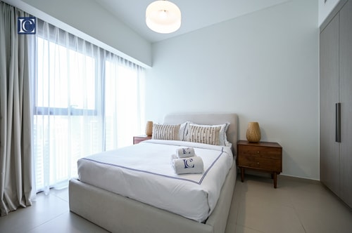 Stylish Downtown Dubai Stay |Act 1 Act 2 Tower 1 15 Vacation Homes