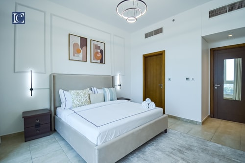 Exclusive 2-Bedroom Home in Marina Residence 4, The Palm Jumeirah 13 Vacation Homes