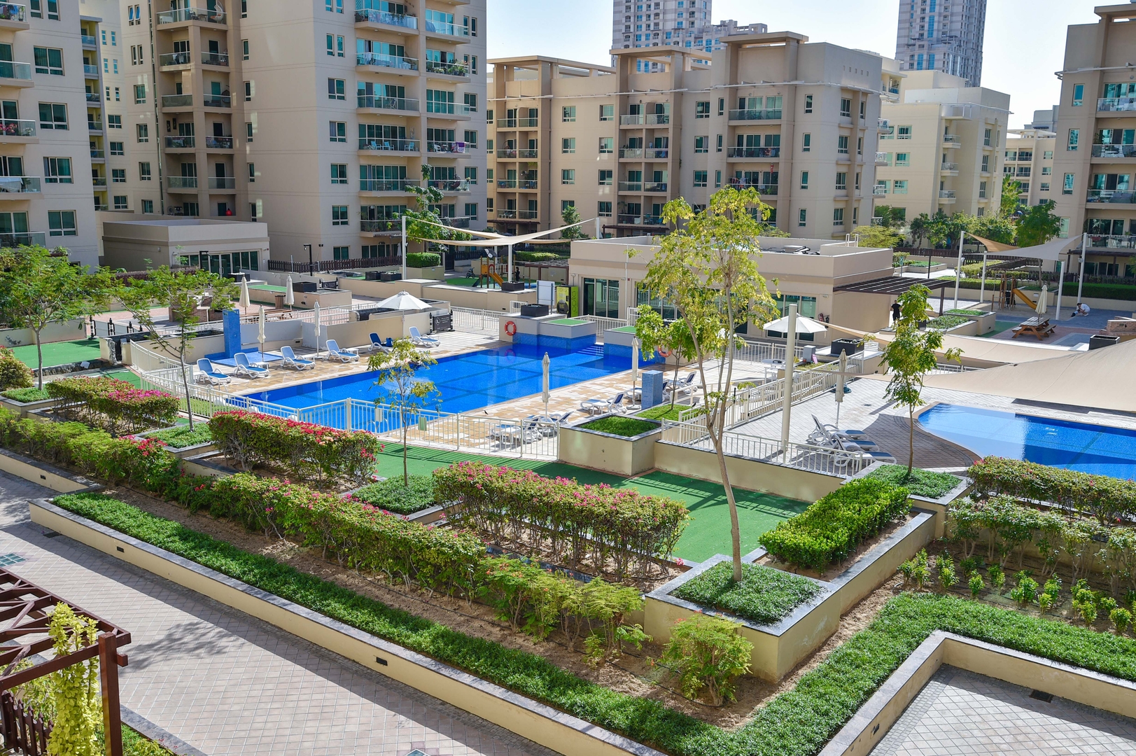 Spacious 1BR with Pool view - Ghozlan 2 The Greens 13 Vacation Homes
