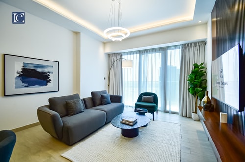 Stylish 2Bed + Maidroom | Balcony | Medore JLT 4 Luxury Escapes