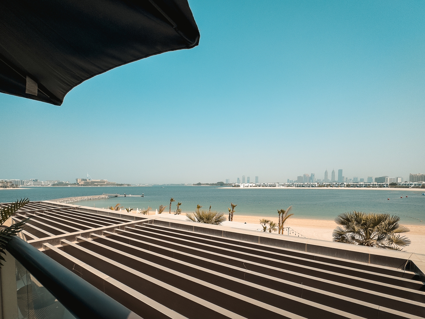 Seaview Studio Apartment in Palm Jumeirah 21 Vacation Homes
