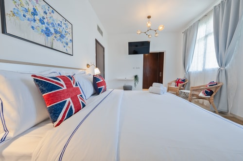 Luxury Short-Term Stay 2BHK + Maid Arabian Ranches 18 Vacation Homes