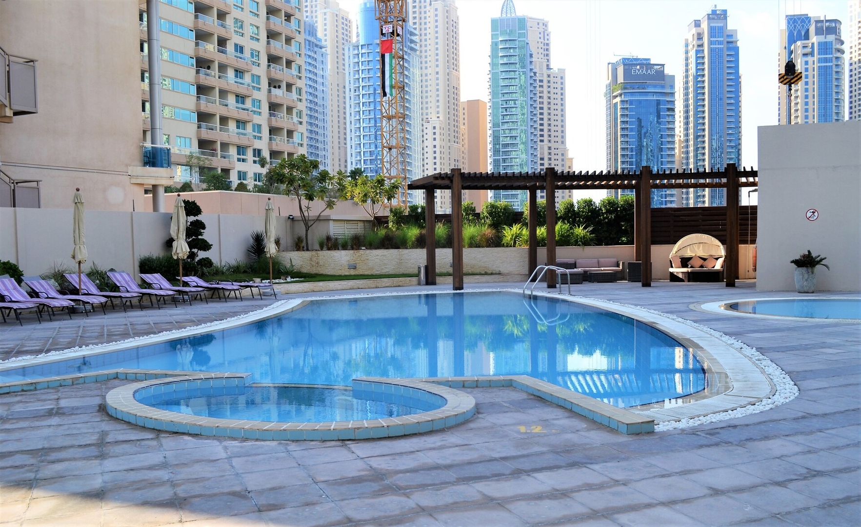 Stunning 2BR Apt in Yacht Bay Marina - Near Metro 16 Vacation Homes