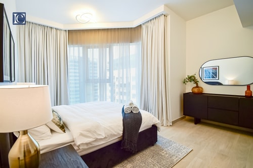 Stylish 2Bed + Maidroom | Balcony | Medore JLT 18 Luxury Escapes