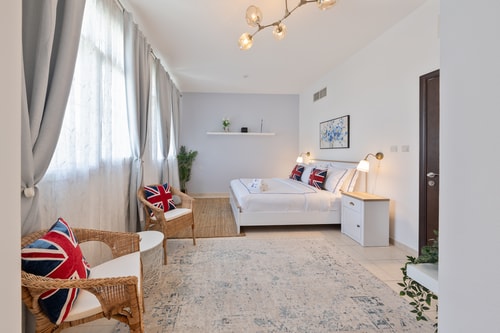 Luxury Short-Term Stay 2BHK + Maid Arabian Ranches 15 Vacation Homes