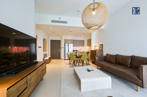 Stylish Downtown Dubai Stay |Act 1 Act 2 Tower 1 12 Vacation Homes