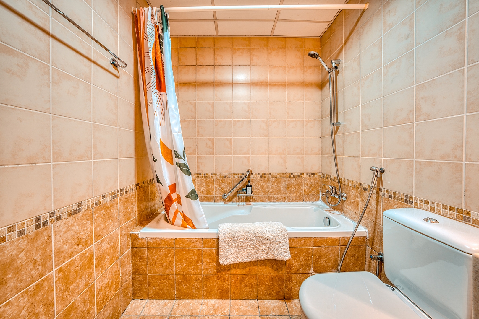 MVT - 1BR with Balcony & Stunning Marina View. 9 Vacation Homes
