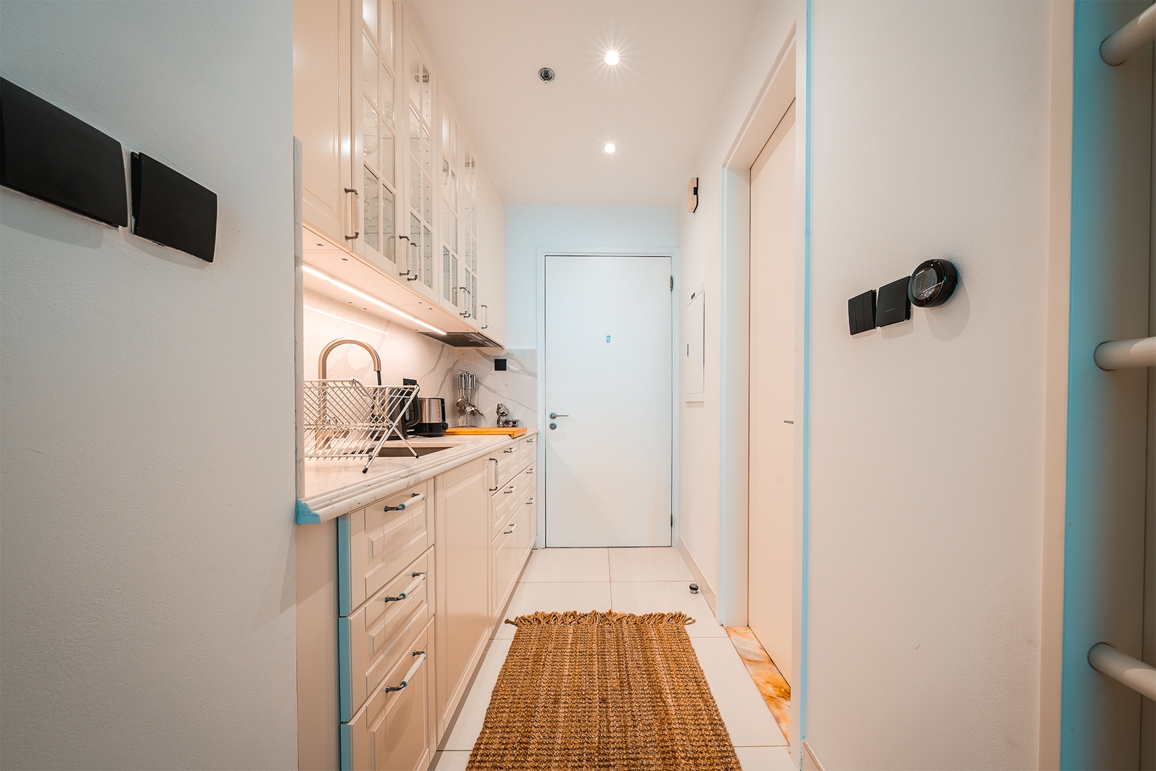 Seaview Studio Apartment in Palm Jumeirah 36 Vacation Homes