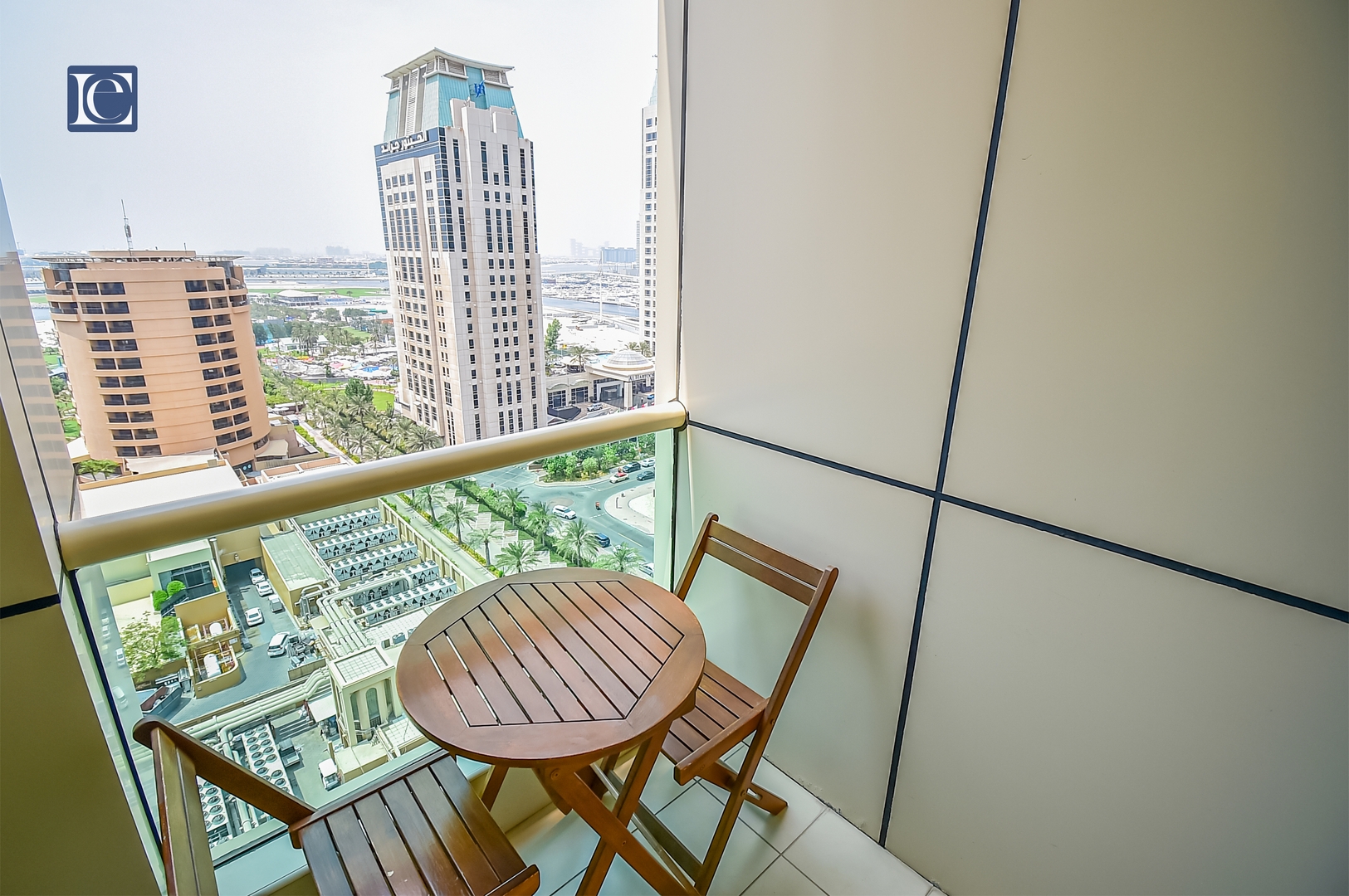 Sea view Apt with balcony in Royal Oceanic Marina 15 Vacation Homes