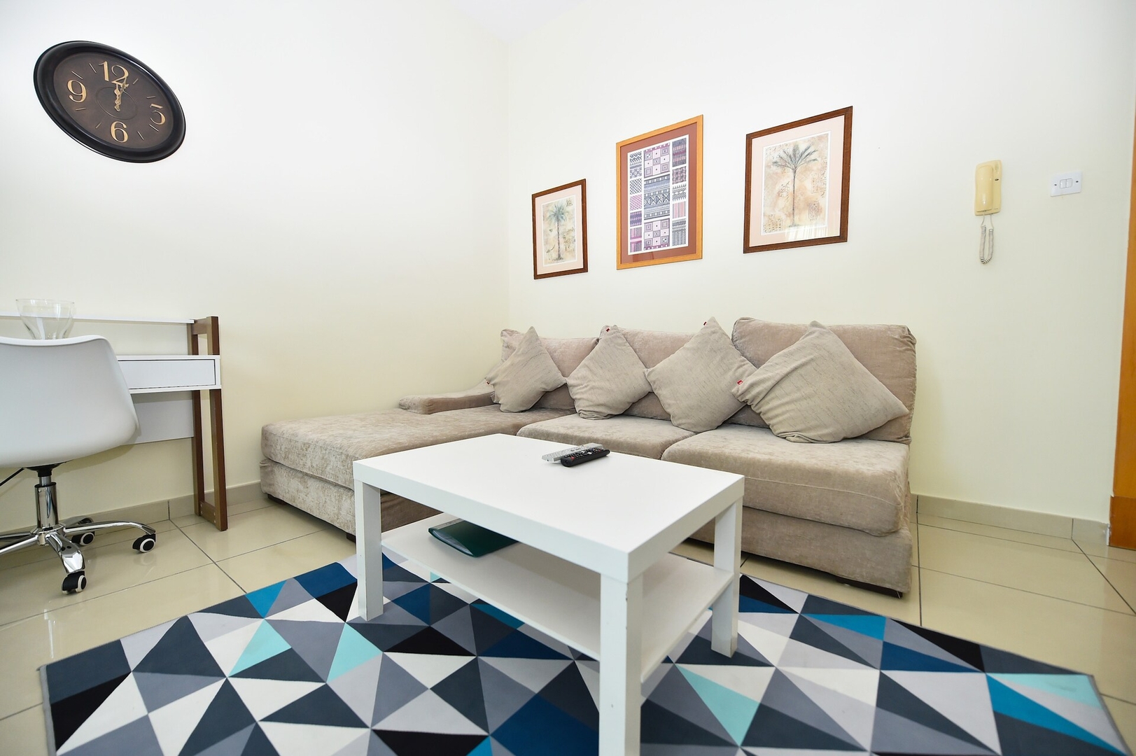 Modern 1BR near the Metro in Armada Tower 3 - AWD 7 Vacation Homes