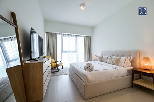 Stylish Downtown Dubai Stay |Act 1 Act 2 Tower 1 22 Vacation Homes