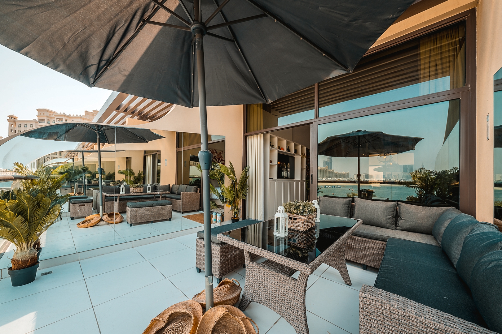 Seaview Studio Apartment in Palm Jumeirah 38 Vacation Homes