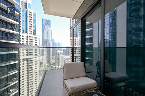 Stylish Downtown Dubai Stay |Act 1 Act 2 Tower 1 25 Vacation Homes