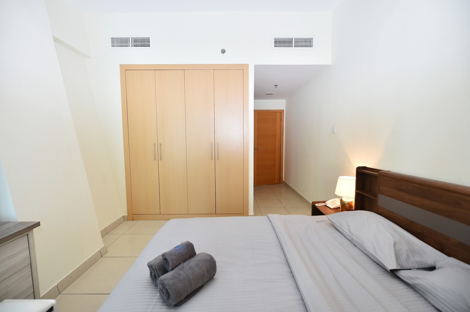 Modern 1BR near the Metro in Armada Tower 3 - AWD 18 Vacation Homes