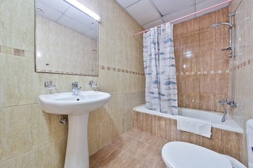 Modern furnished studio with balcony in JLT - BRK 17 Vacation Homes