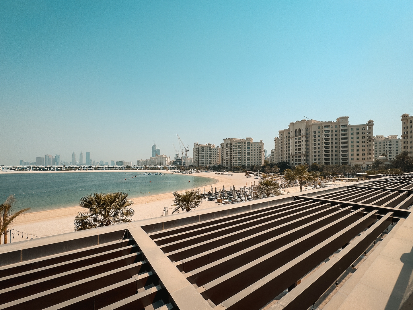 Seaview Studio Apartment in Palm Jumeirah 20 Vacation Homes